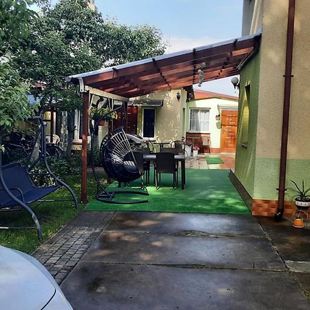Dom Wakacyjny U Mirka Ustka Extérieur photo